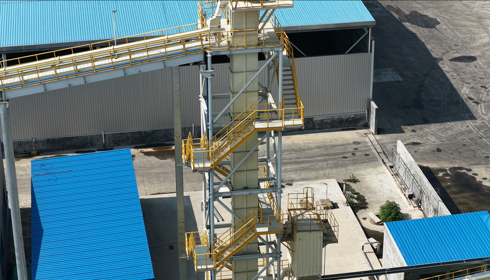 Sunlike manufactures Equipment Support Structures for modular steel structure solutions applications, supporting project requirements across modular steel structures.