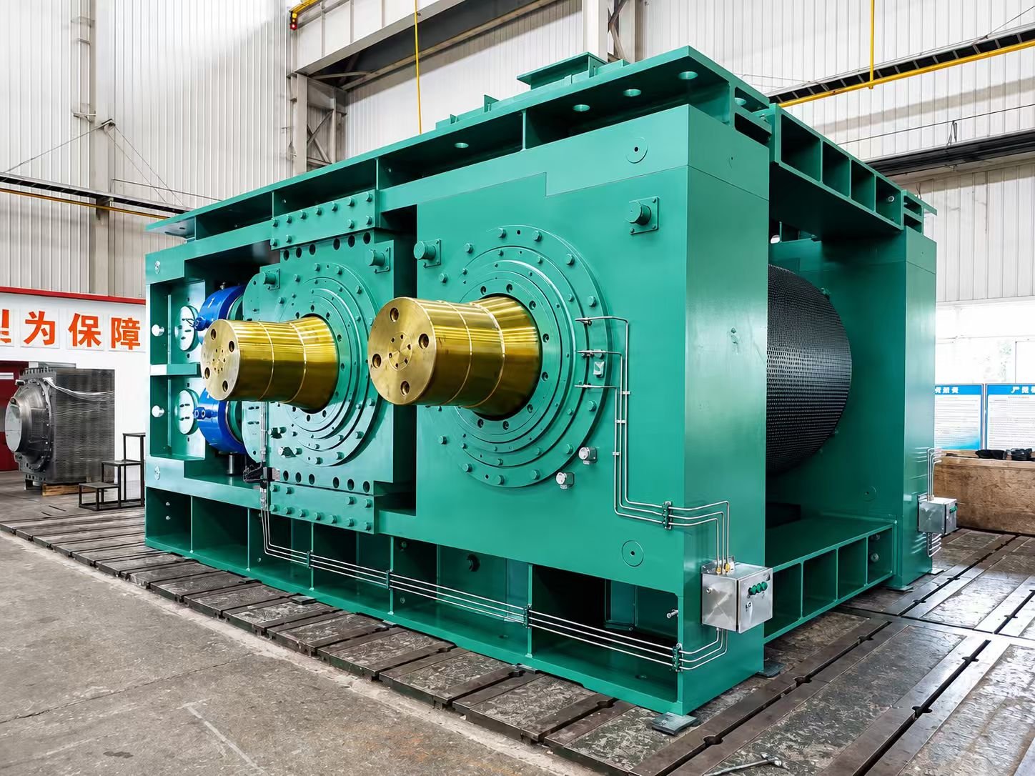 Sunlike manufactures Roller Press for cement grinding applications, supporting efficient pre-grinding and finish-grinding projects.