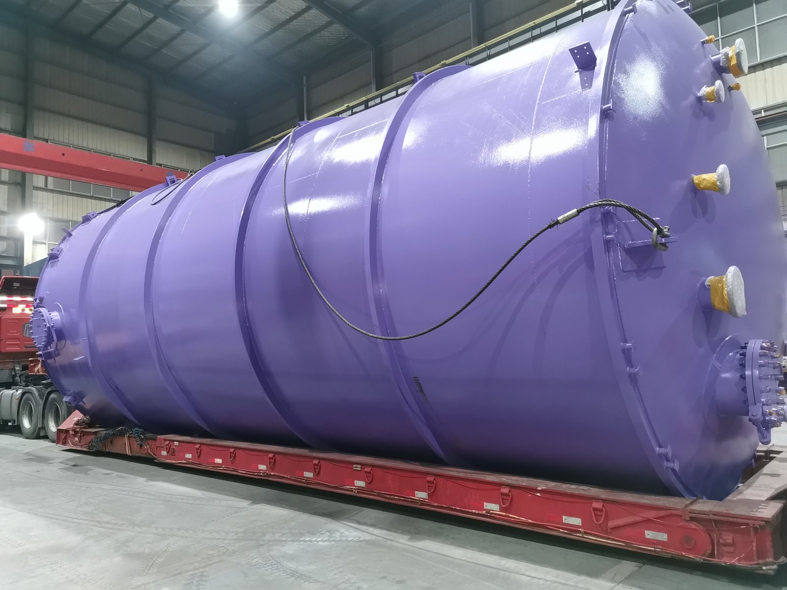Sunlike manufactures Sulfuric Acid Tank for mining applications, supporting project requirements across lithium mining.