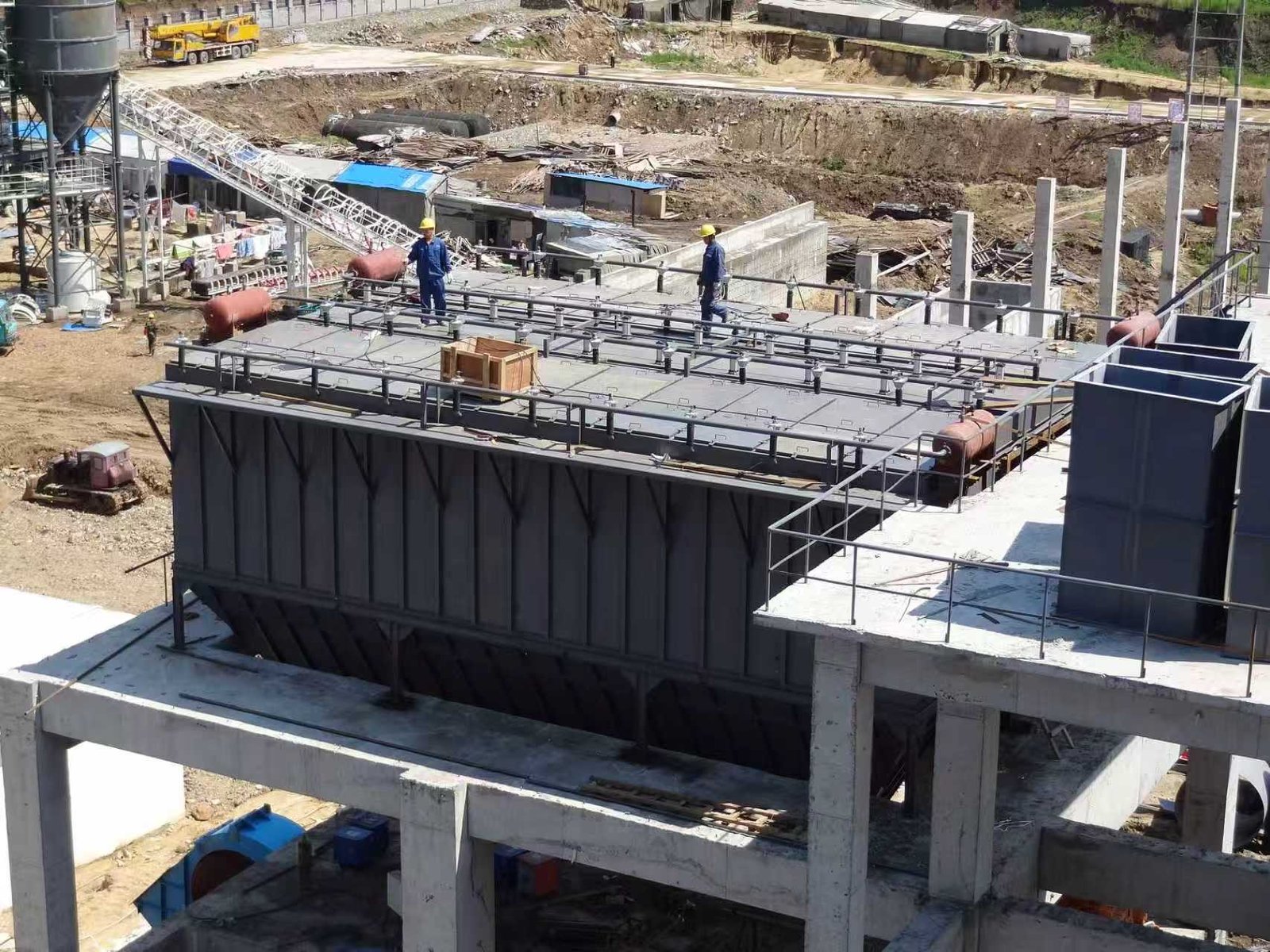 Sunlike manufactures Pulse Jet Bag Filter for cement applications, supporting project requirements across dust collectors.